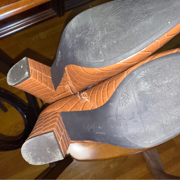 Brown Croc-Embossed Knee-High Boots - Picture 6 of 10